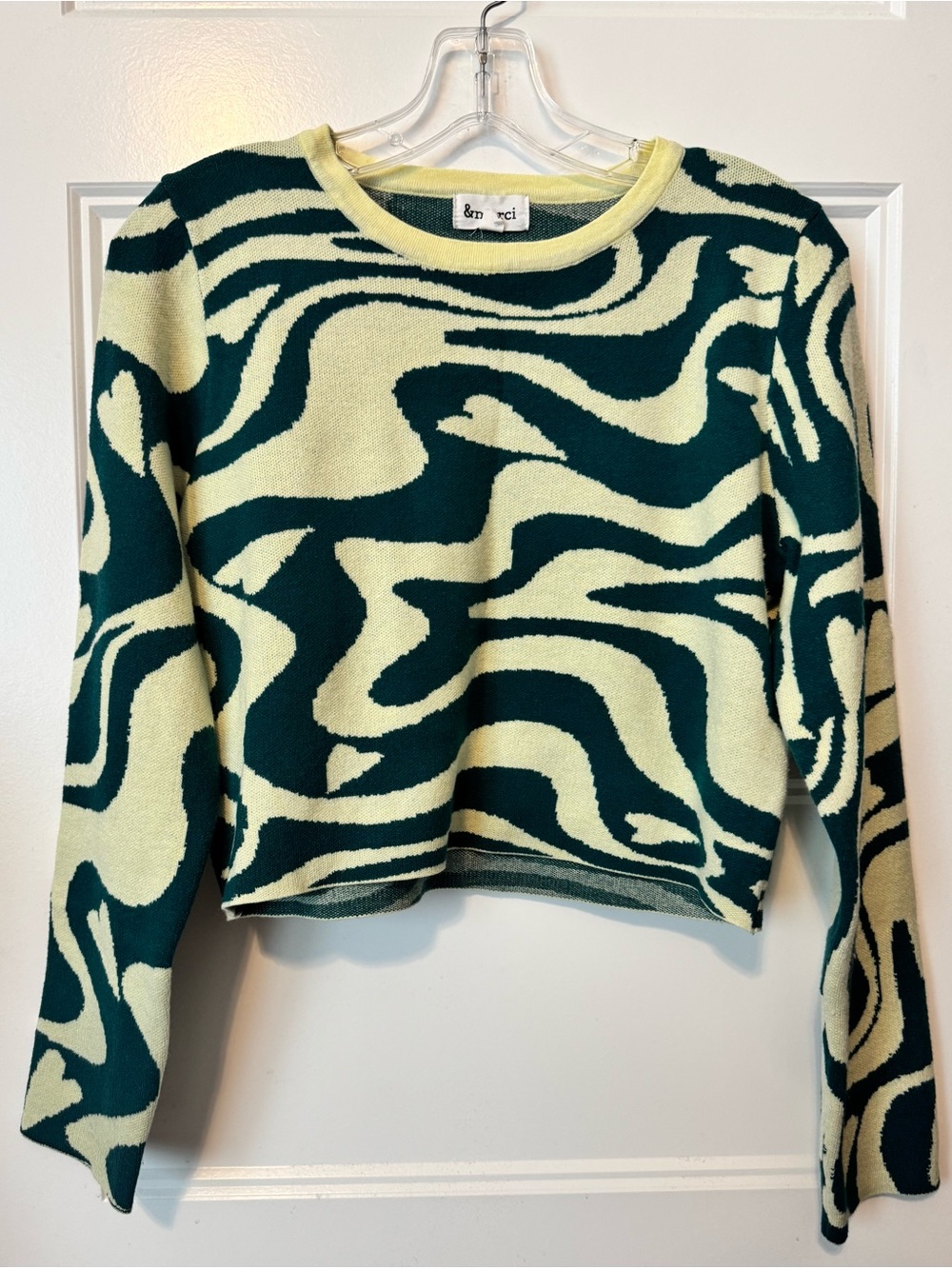 &merci Retro Wavy Print Cropped Knit Sweater Small